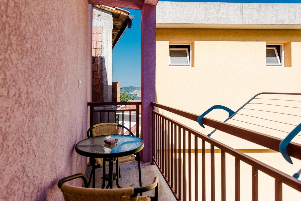 Апартаменты Apartments Vukmarković Сутоморе-23