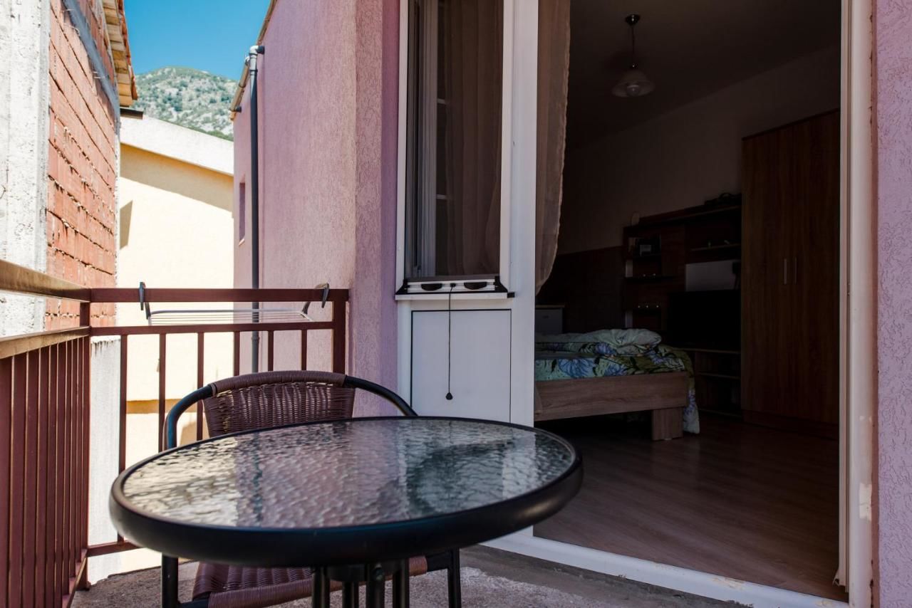 Апартаменты Apartments Vukmarković Сутоморе-29