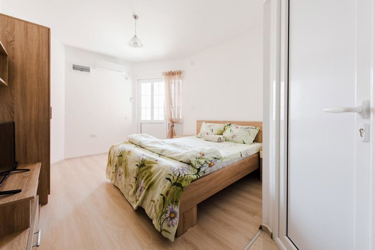 Апартаменты Apartments Vukmarković Сутоморе-12