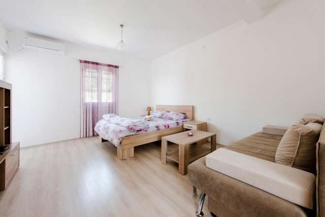 Апартаменты Apartments Vukmarković Сутоморе-4